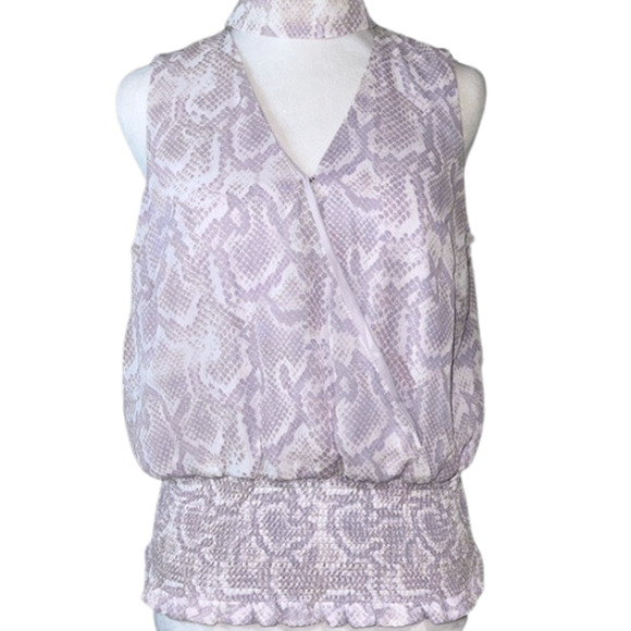 WHBM Lavender Python Print Choker Top with Smocked Waist NWOT Size 4 - Picture 2 of 3
